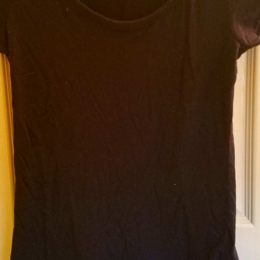Threads4Thought sustainable crew neck black T